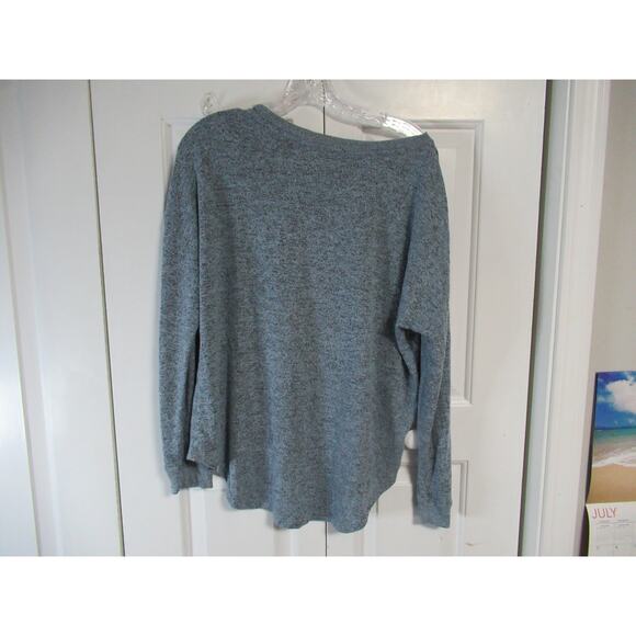 Grace Long Sleeve Shirt - Picture 2 of 3